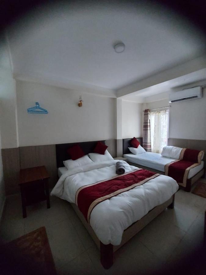 Om Bramha Hotel Katmandu Eksteriør billede