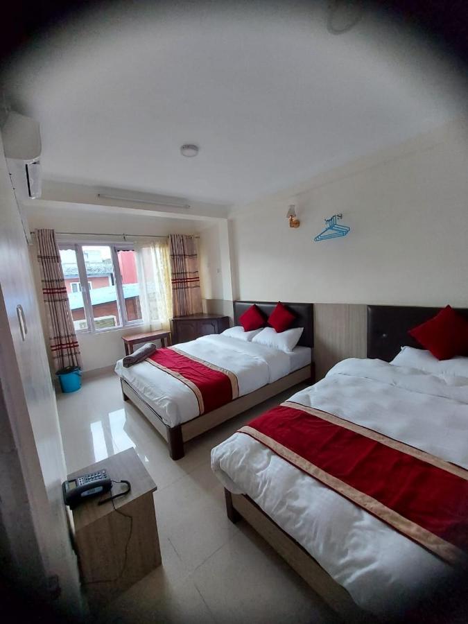 Om Bramha Hotel Katmandu Eksteriør billede