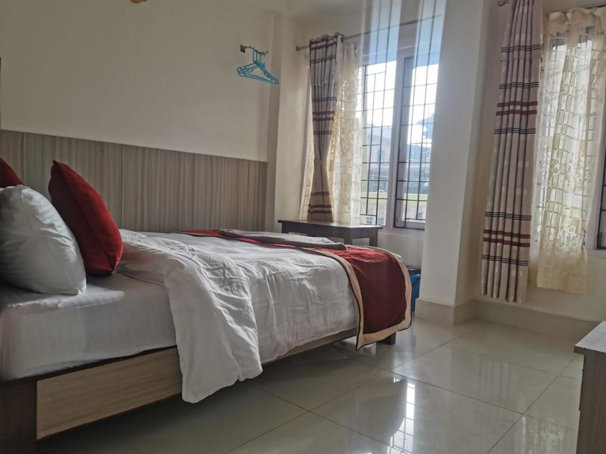 Om Bramha Hotel Katmandu Eksteriør billede