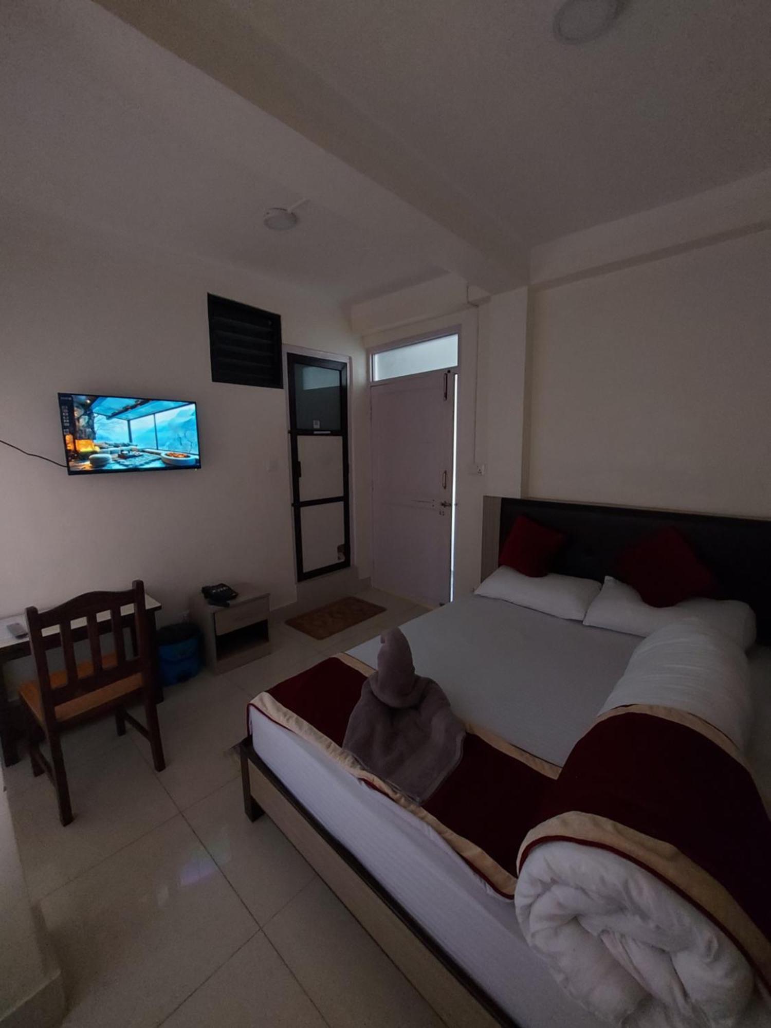 Om Bramha Hotel Katmandu Eksteriør billede